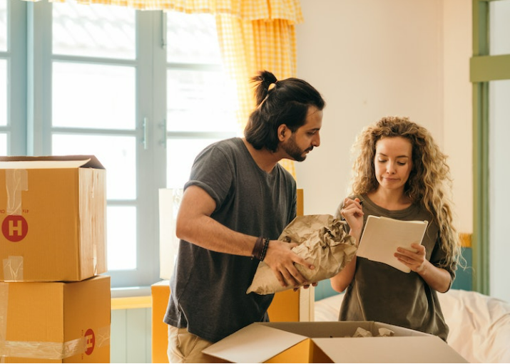 A Guide to Saving Money to Move Out