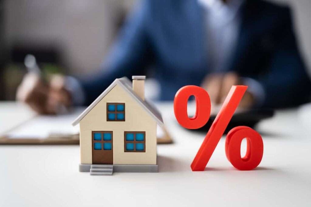 Real Estate Analysis: Understanding GCI and the Role of Real Estate Analysts