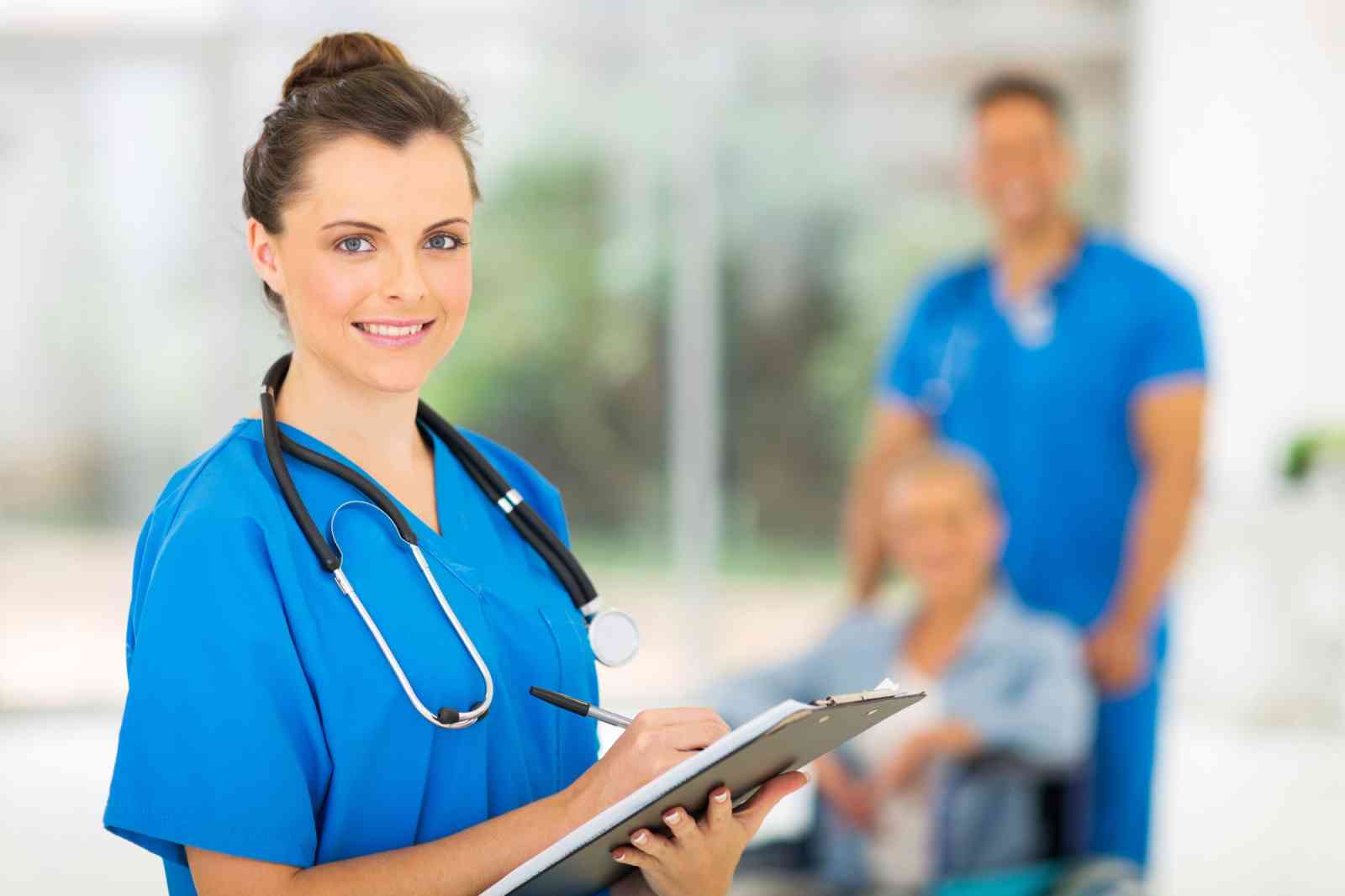Professional Work Environments: Understanding Legal and Medical Assistant Settings