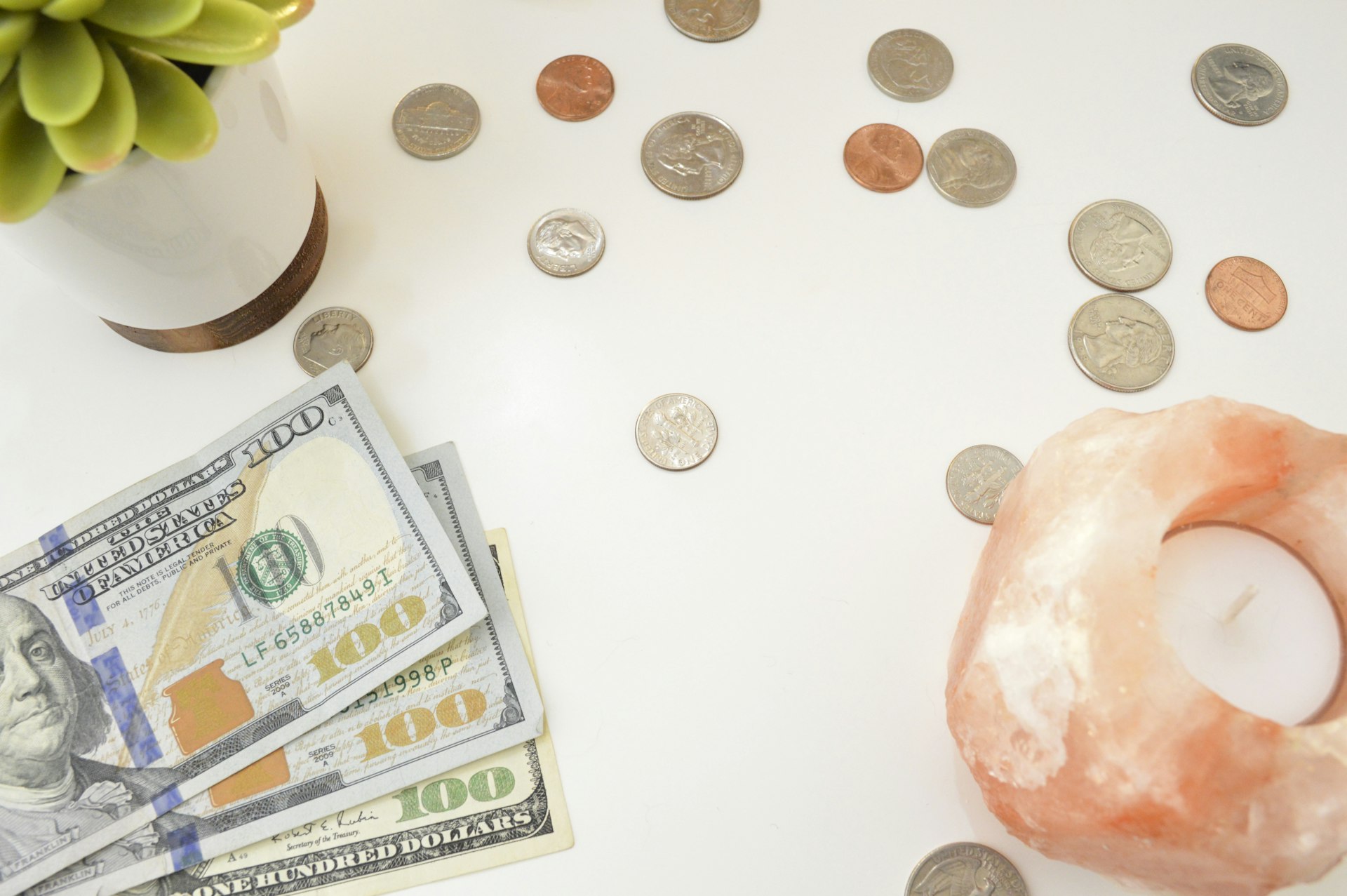 A Practical Guide to Crowdfunding for Startup Businesses: Strategies, Platforms, and Success Tips