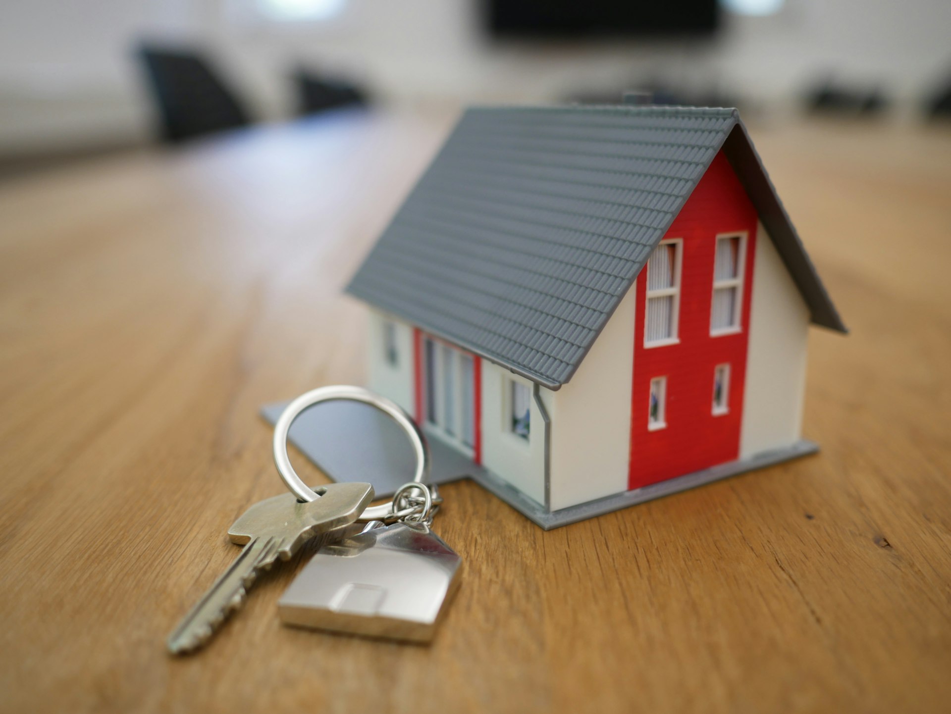 Step-by-Step Guide: Launching Your Career as a Real Estate Agent